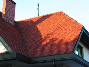 Pokrycia dachowe / Ceramiczne - Nieprzemijający urok dachów ceramicznych