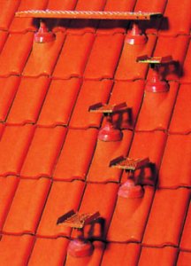 Pokrycia dachowe / Ceramiczne - Dachówka ceramiczna - proekologiczny materiał dekarski